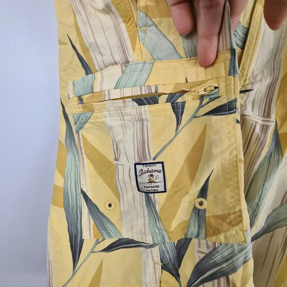 Tommy Bahama VTG XL Yellow Bamboo Tropical Print Nylon Board Shorts Swim Trunks
